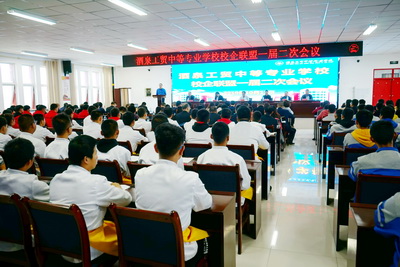 http://old.jqgmzz.cn/UploadFiles/xydt/2019/10/201910131244267470.jpg