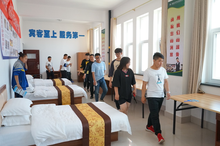 http://old.jqgmzz.cn/UploadFiles/xydt/2019/7/201907011119476711.JPG