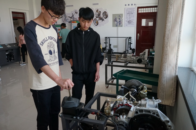 http://old.jqgmzz.cn/UploadFiles/xydt/2019/7/201907011119509955.JPG