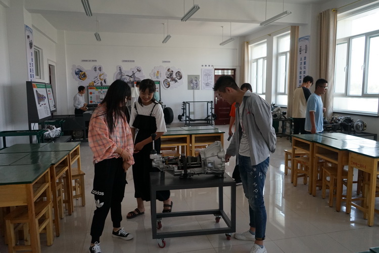 http://old.jqgmzz.cn/UploadFiles/xydt/2019/7/201907011119509574.JPG