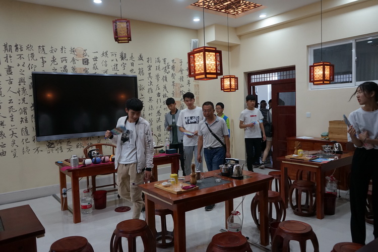 http://old.jqgmzz.cn/UploadFiles/xydt/2019/7/201907011119522482.JPG