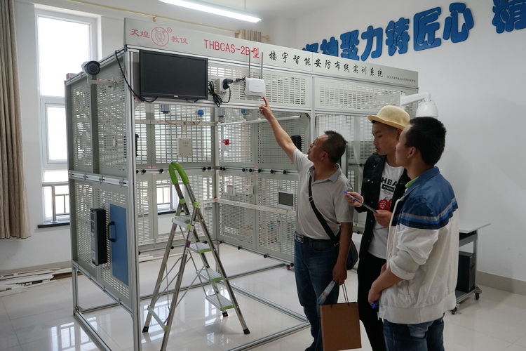http://old.jqgmzz.cn/UploadFiles/xydt/2019/7/201907011119543032.JPG