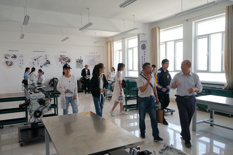 http://old.jqgmzz.cn/UploadFiles/xydt/2019/7/201907011119556346.JPG