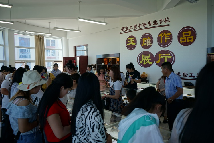 http://old.jqgmzz.cn/UploadFiles/xydt/2019/6/201906301207234568.JPG