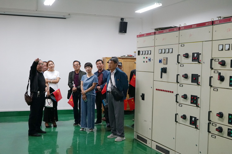 http://old.jqgmzz.cn/UploadFiles/xydt/2019/6/201906301242451975.JPG