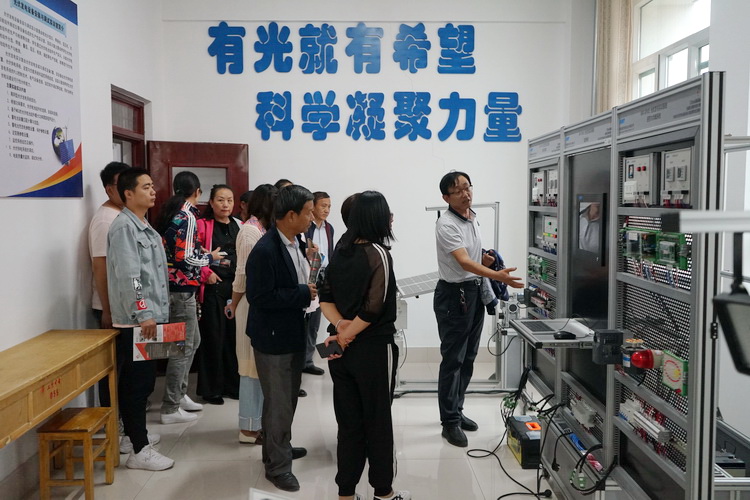 http://old.jqgmzz.cn/UploadFiles/xydt/2019/6/201906301242472128.JPG