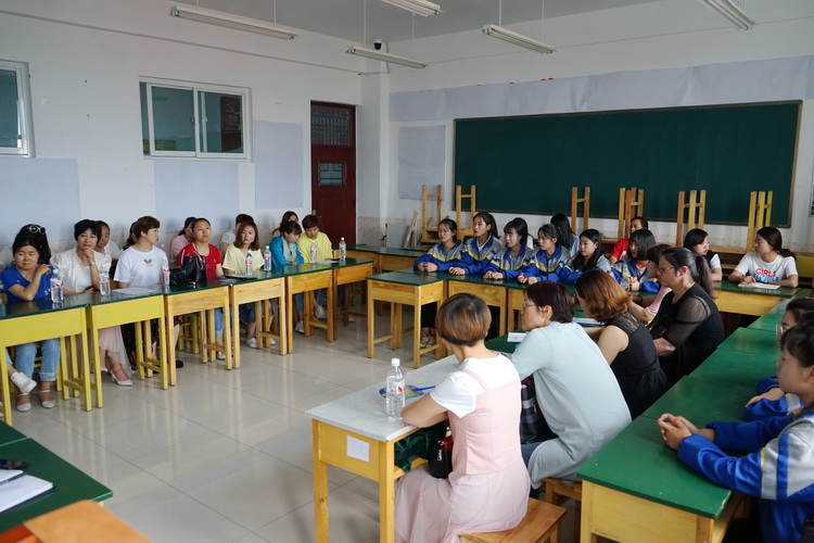 http://old.jqgmzz.cn/UploadFiles/xydt/2019/6/201906301100575704.JPG