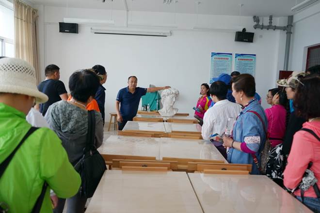http://old.jqgmzz.cn/UploadFiles/xydt/2019/6/201906231053460849.JPG