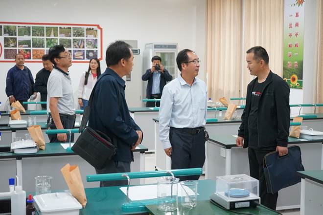 http://old.jqgmzz.cn/UploadFiles/xydt/2019/6/201906141525387560.jpg