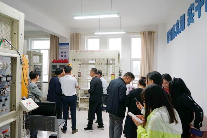 http://old.jqgmzz.cn/UploadFiles/xydt/2019/6/201906141526337536.jpg
